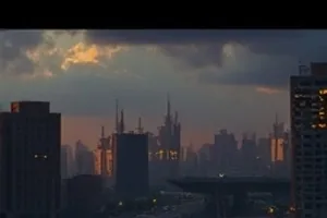 两个夏天交替出现的信封与窗台画面